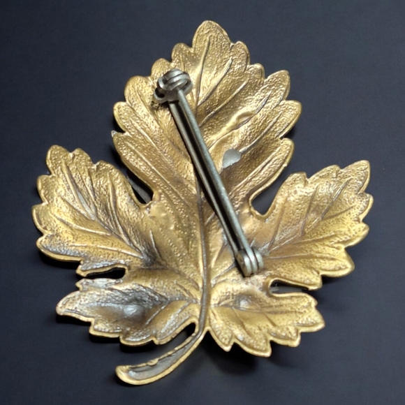 Vintage Maple Leaf Brooch Pin Layered Multi Metal & Agate Accent 2" Fall Jewelry - Picture 5 of 6
